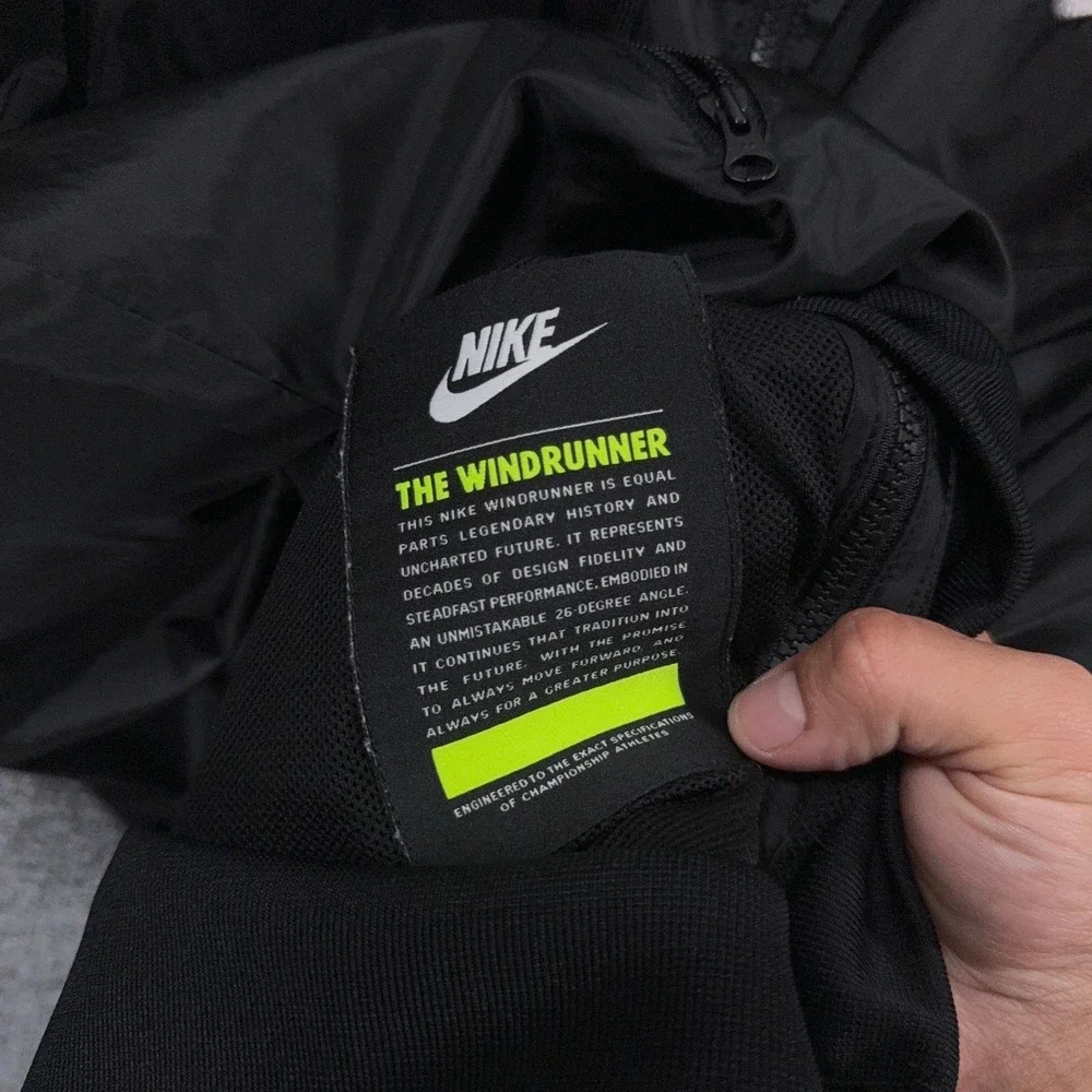 Nike windrunner jacket